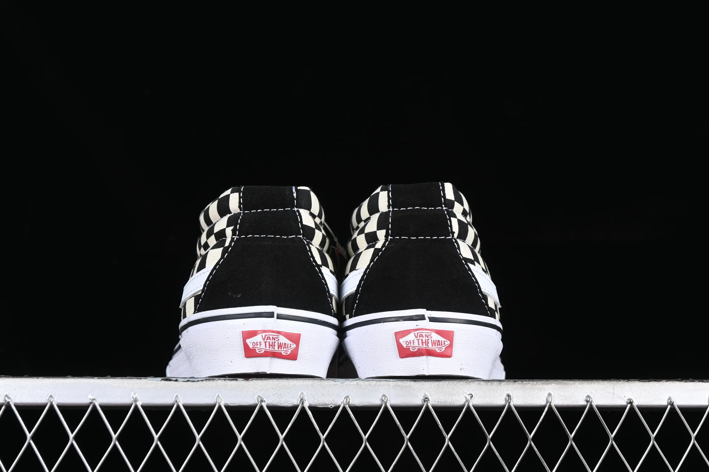 All categories Vans Vans series Vans Mid Vans China Vans Sk8-Mid black and white checkerboard mid-top casual sneakers VN0A391FQXH
